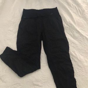 Lululemon Dance Studio Crops